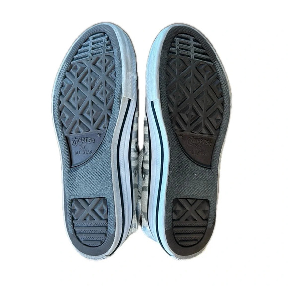 Converse Chuck Taylor All Star Ox Archive Zebra White/Black Canvas Shoes 1 Kids - Picture 3 of 4